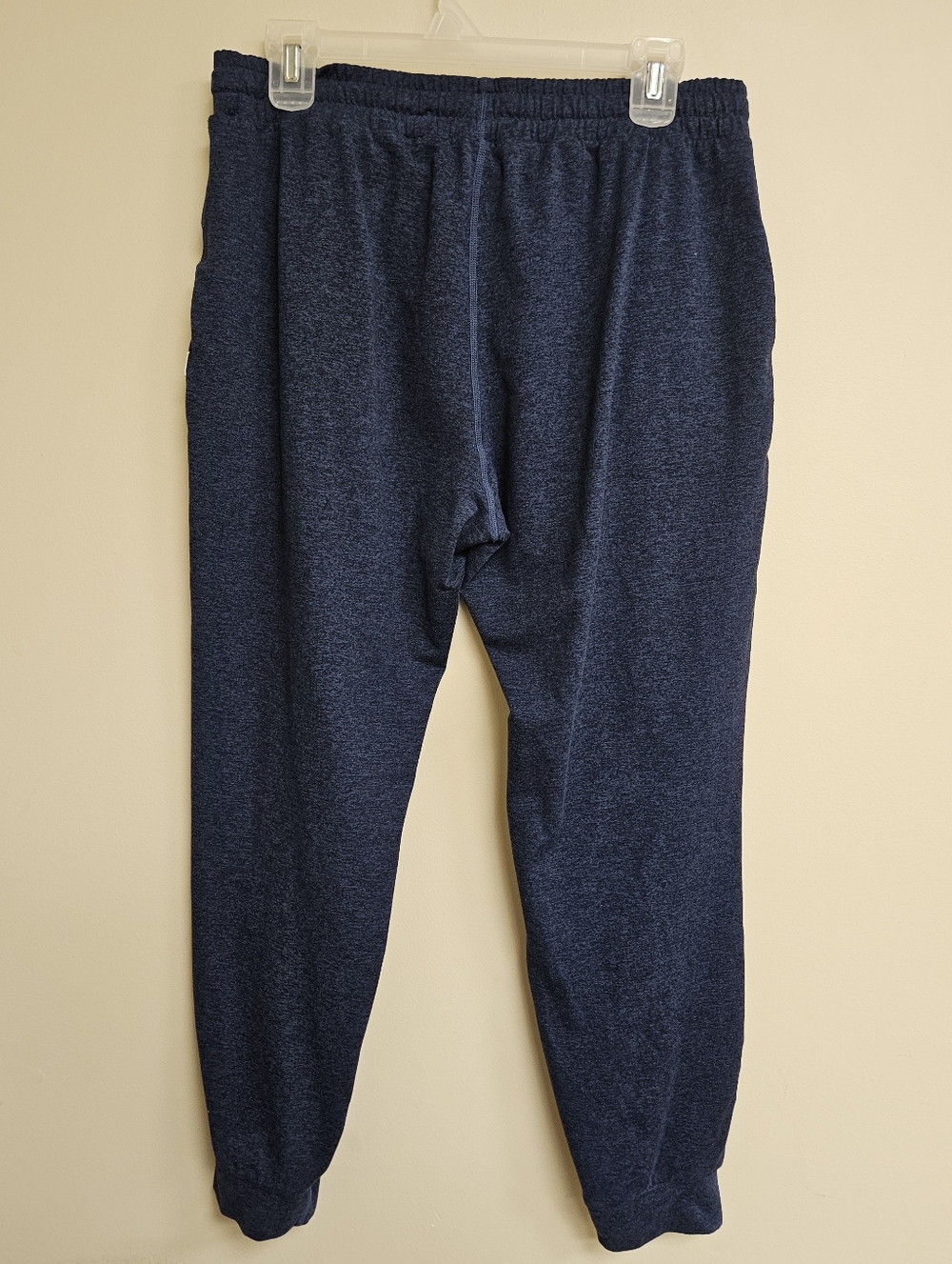 Vuori Large Women's Performance Joggers in Midnight Heather Blue - Picture 6 of 11